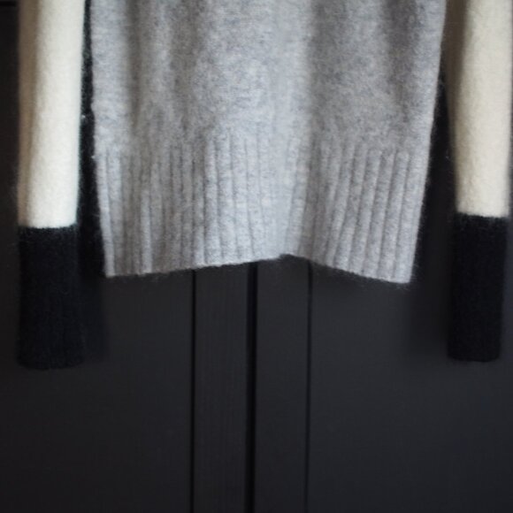 H&M | Wool/Mohair Blend Oversized Sweater - Picture 4 of 4